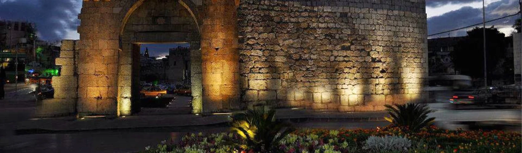 دمشق تحدد بقرار رسمي أوقات فتح وإغلاق المحال والأسواق والمطاعم