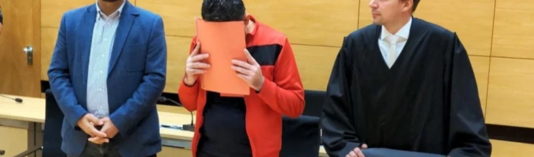 محكمة ألمانية تحكم بالسجن المؤبد على سوري قتل زوجته بـ32 طعنة