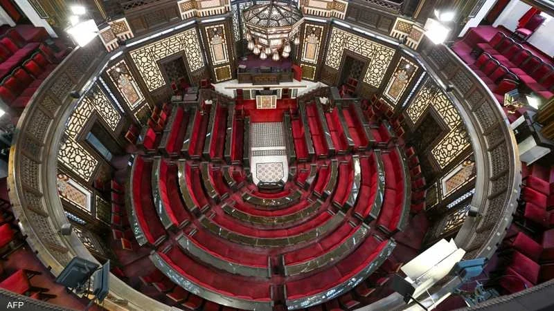 تمثيل نسائي متدنٍ في البرلمان...