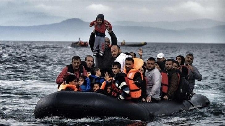 إجراءات يونانية في البحر لمنع...