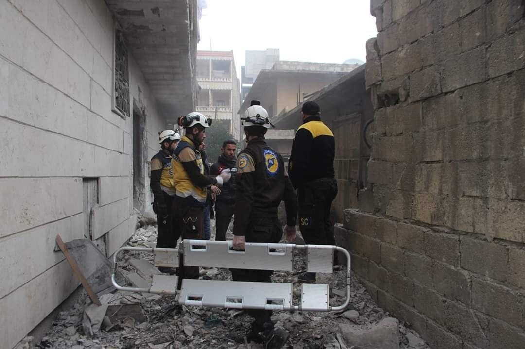 ريف حلب.. جرحى بقصف جوي والنزو...