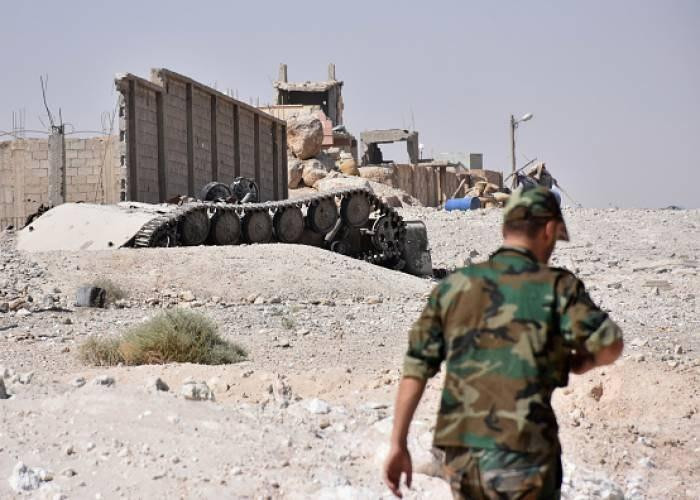 هجوم على مواقع النظام شرقي دير...