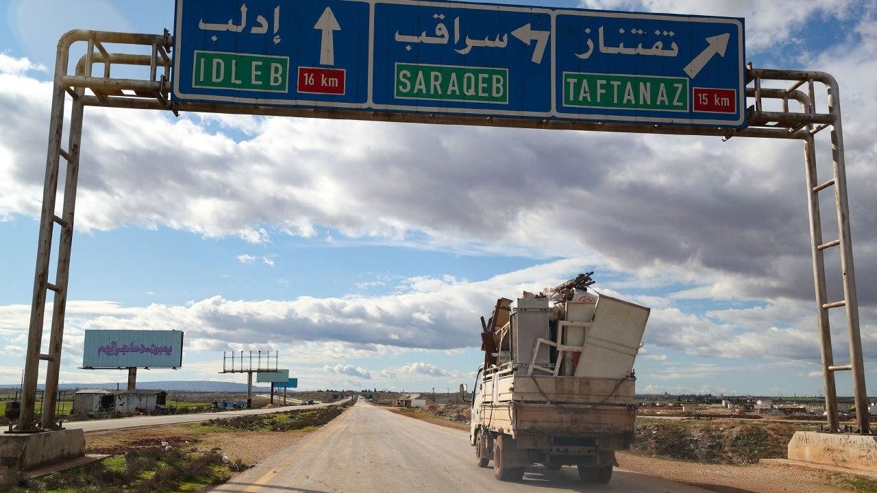 السيطرة على سراقب تهدد بإفشال...