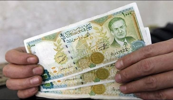 حاكم المركزي السابق يقترح منح...