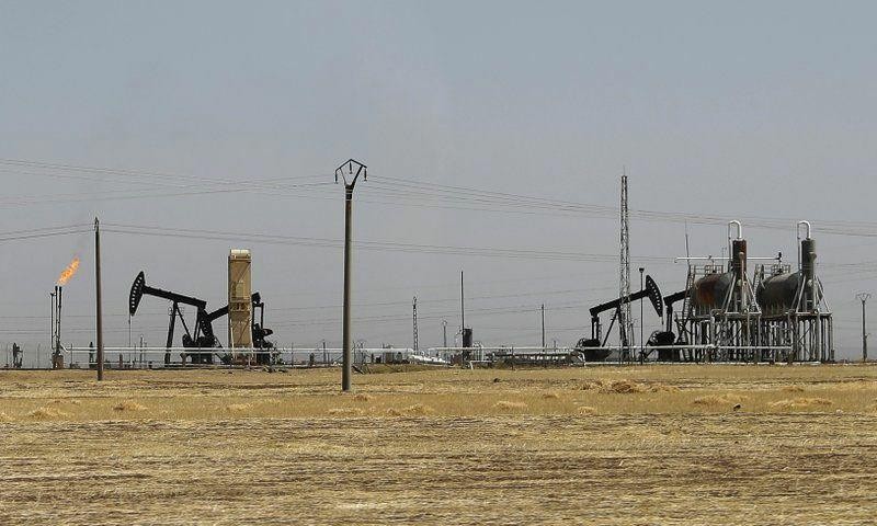 النظام يعلن توقف حقلي "حيان وا...