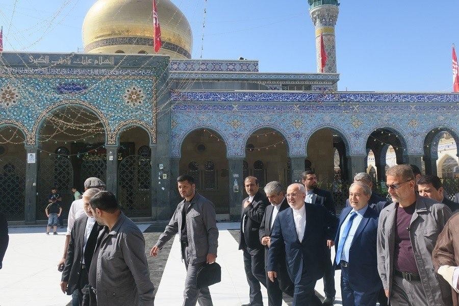 إيران تعتزم إعادة الزيارات الد...