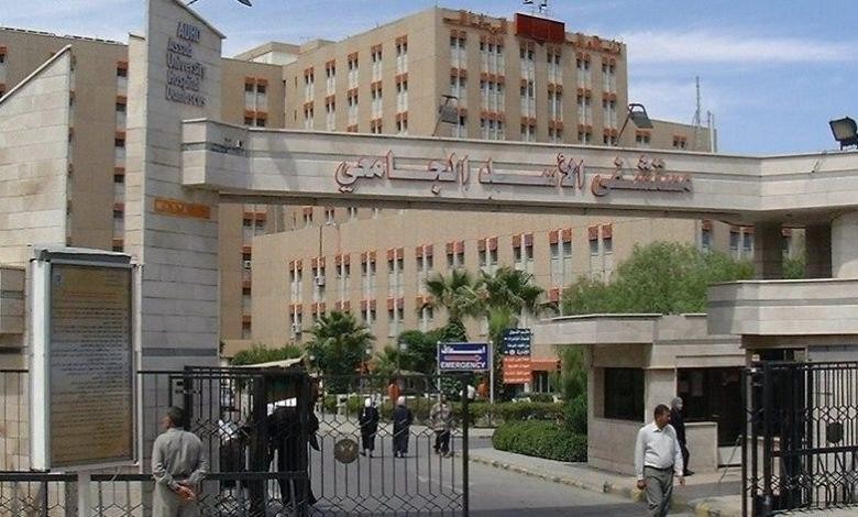 متجاهلا الوقاية من "كورونا".....