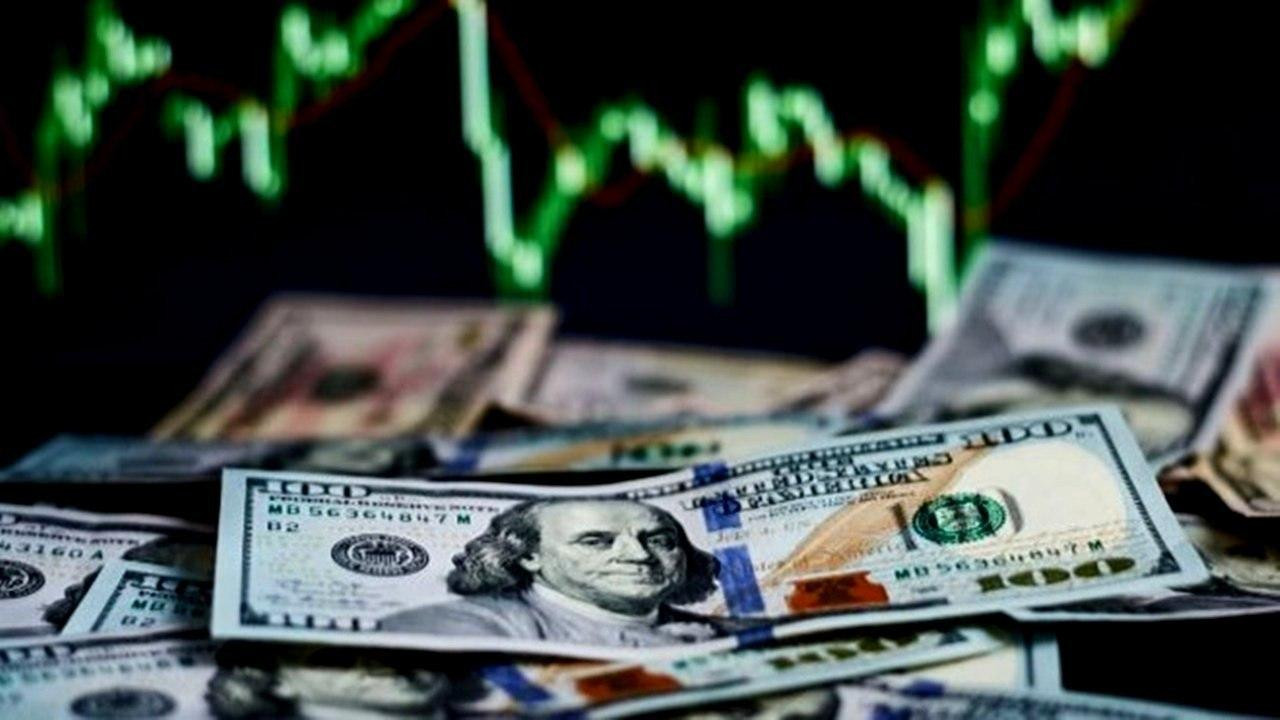 الليرة تتجاوز حاجز الـ2000 مقا...