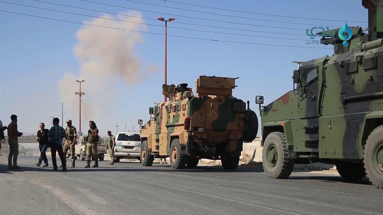 تركيا تعزز قواتها في إدلب وإسر...