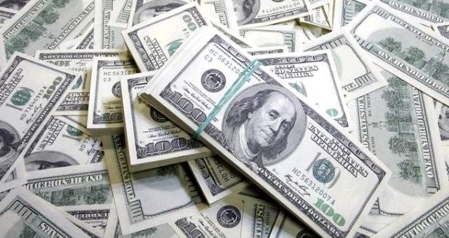 انهيار جديد لليرة أمام الدولار