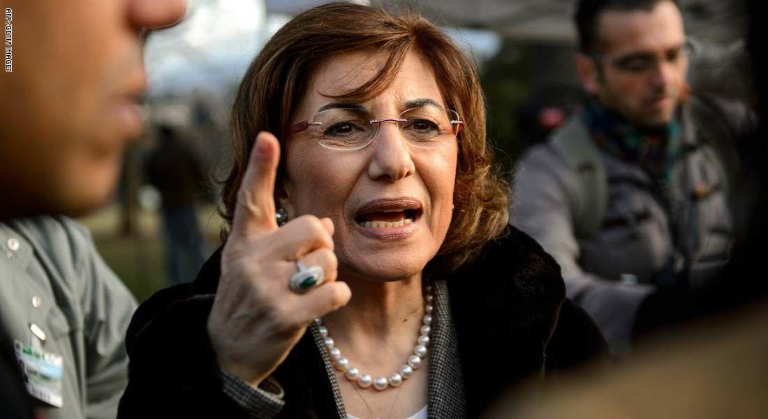 عدنان الأسد يطالب بإقالة بثينة...