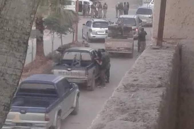 استنفار وحشود متبادلة بين "اله...
