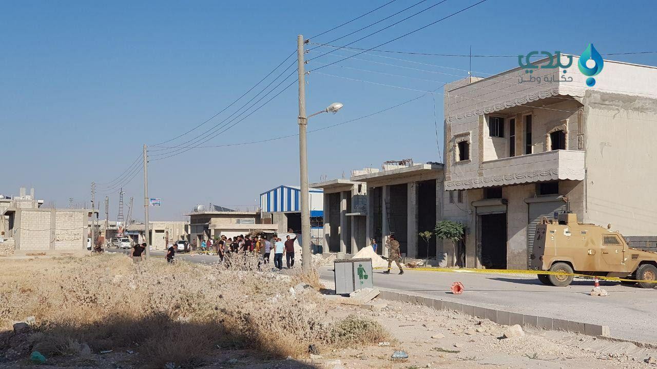 تفكيك سيارة مفخخة أمام مشفى عف...