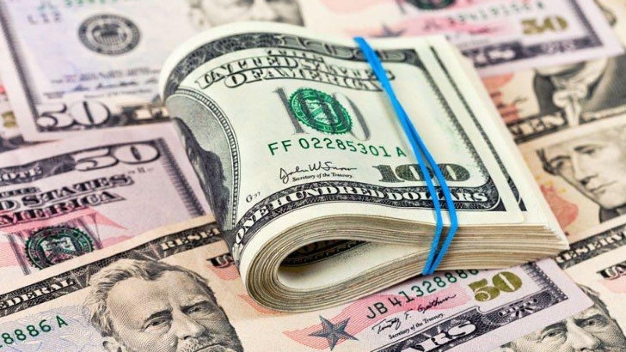 تحسن طفيف بسعر الليرة مقابل ال...