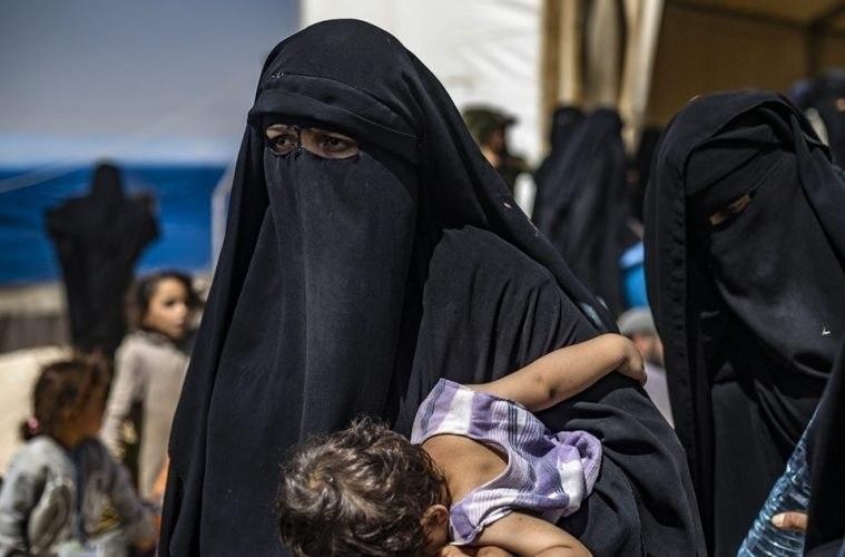 بعد إعادتها من سوريا.. إيطاليا...