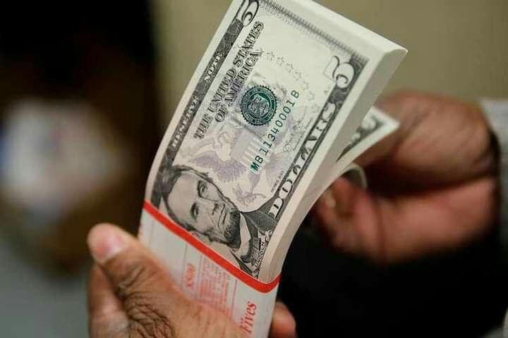 تواصل تراجع سعر صرف الليرة أما...