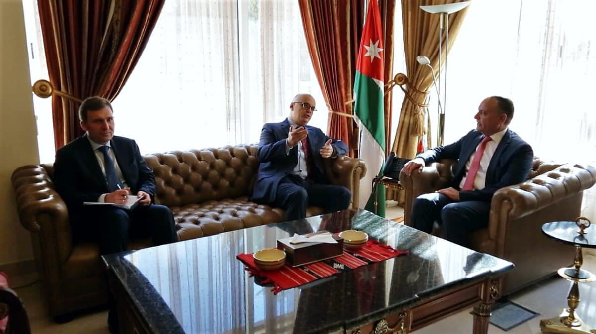 سفير موسكو في الأردن: نساهم في...