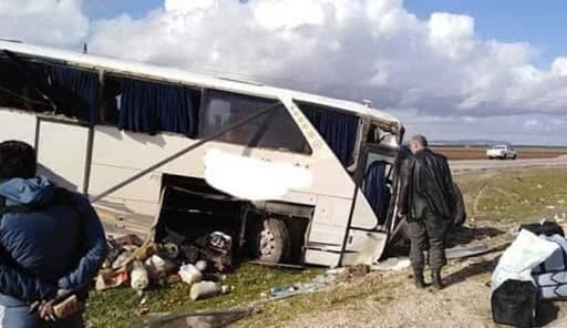 ضحايا ومصابون في حادث مروع على...