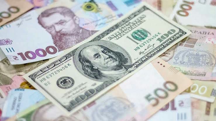 تحسن بسعر صرف الليرة أمام الدو...