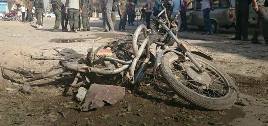 استشهاد طفلة بانفجار في جسر ال...