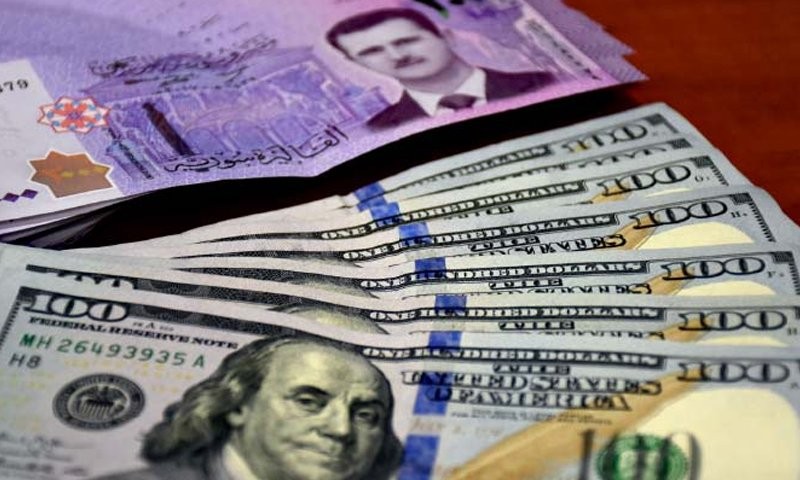 تحسن بسعر صرف الليرة أمام الدو...