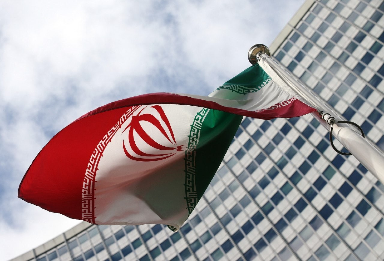 "إيران" تنتقد عقوبات "الاتحاد...