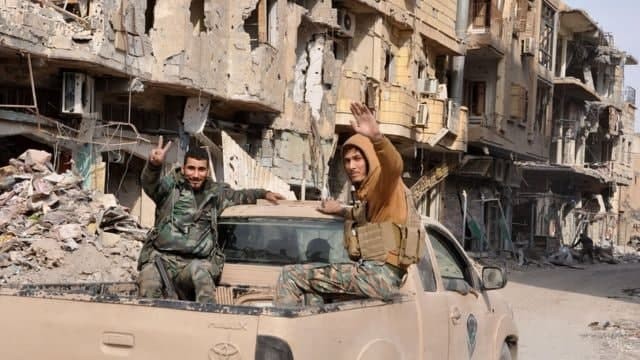 جرحى باشتباكات بين عناصر ميليش...
