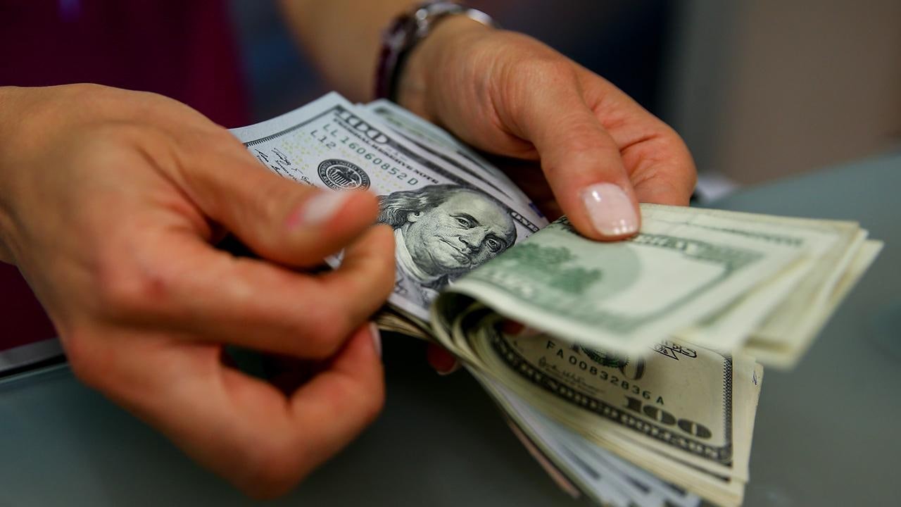إليك سعر صرف الليرة أمام الدول...