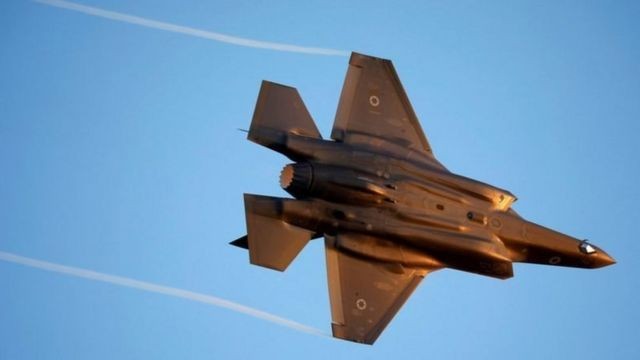 النظام" يرد على الغارات الإسرا...