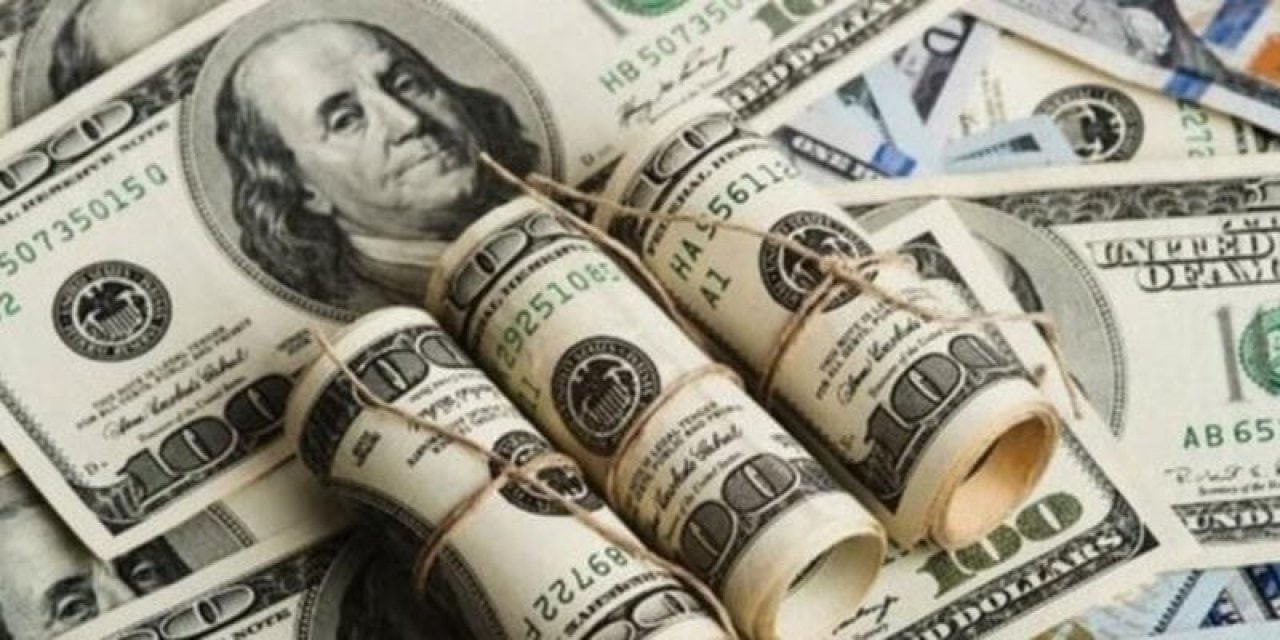 سعر صرف الليرة السورية يتخطى ح...