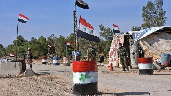 تعطلت سيارتهم قرب الحاجز.. قوا...