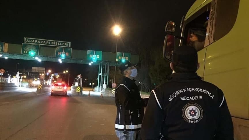 تركيا.. توقيف خمسة سوريين جنوب...