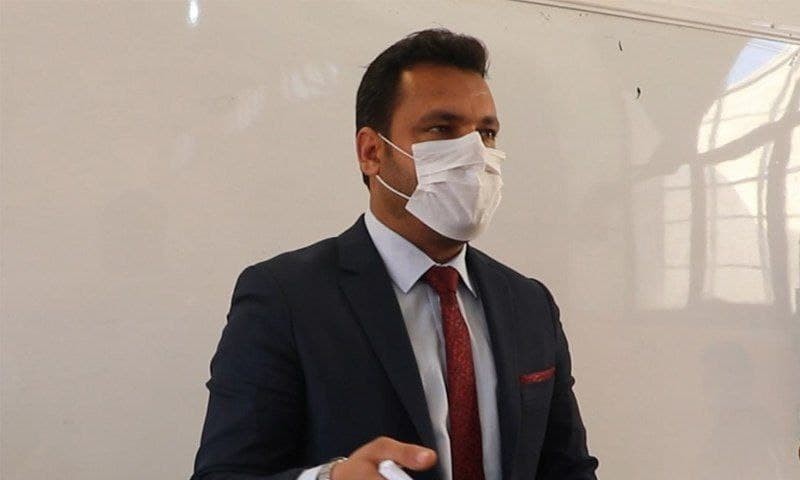 إلقاء القبض على قتلة وزير التع...