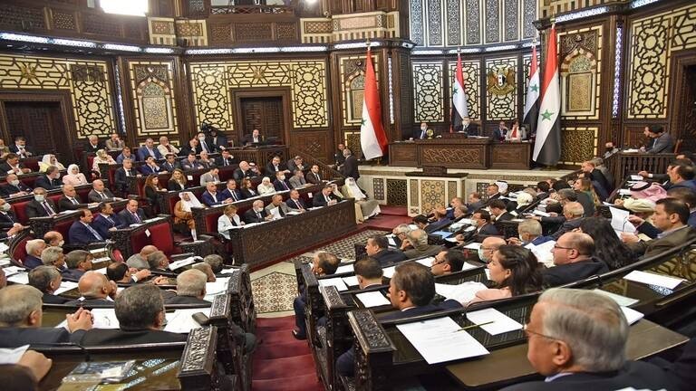 عدد المرشحين في مسرحية "انتخاب...