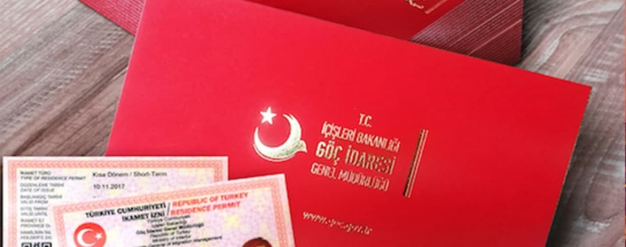 السماح للأجانب بتجديد إقاماتهم...