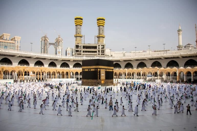 وفق ضوابط محددة.. السعودية تعل...