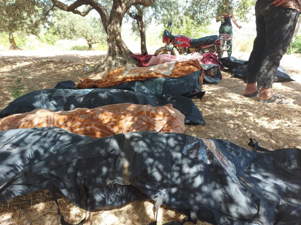سبعة مدنيين وثلاثة قادة من "تـ...