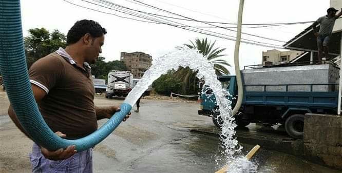 صحيفة: الماء أغلى من البنزين.....