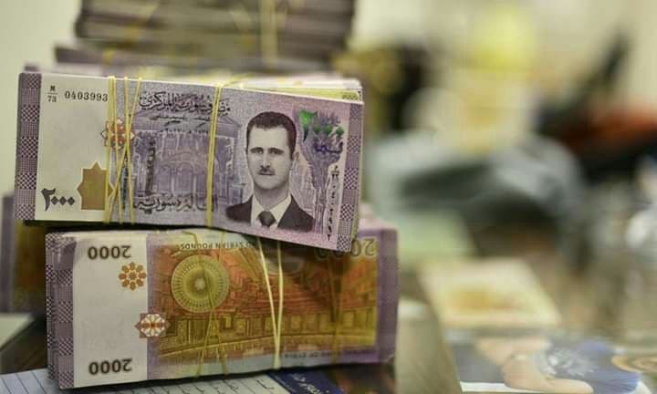 الليرة السورية تحافظ على سعرها...