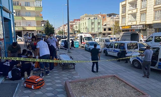 بالفيديو.. وفاة طبيب سوري إثر...