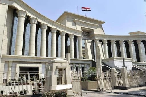 مرسوم من بشار الأسد يطيح بقاضي...