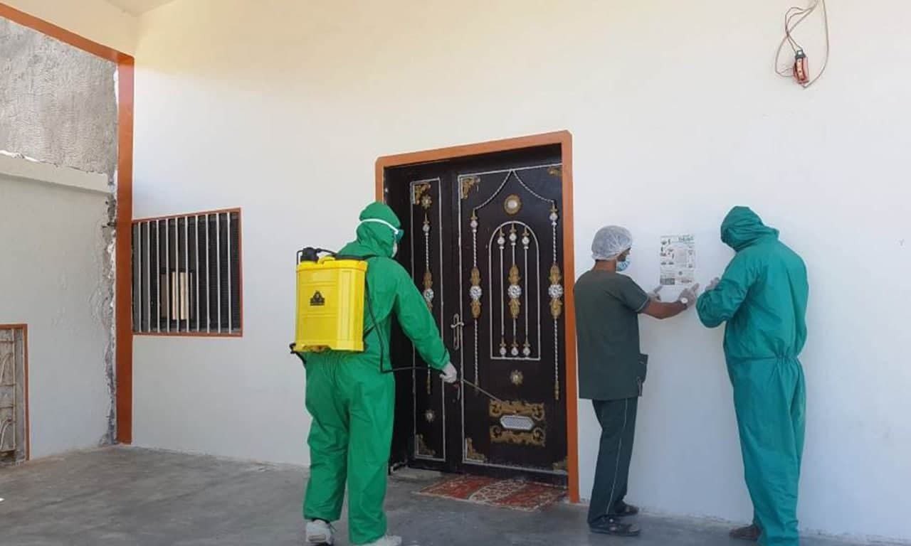 "الإدارة الذاتية" تفرض حظرا جز...