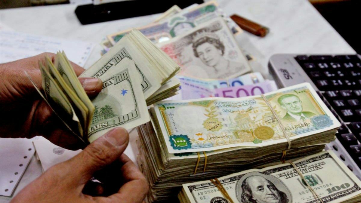 سعر صرف الليرة السورية أمام ال...