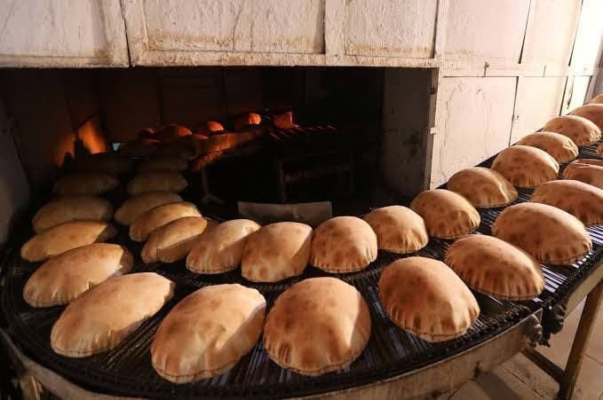 ميليشيا "الفرقة الرابعة" تستول...