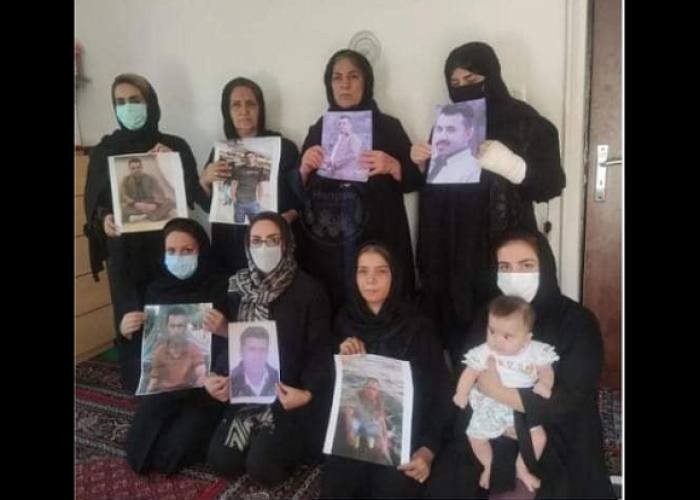إيران تعلن عودة 9 من مواطنيها...