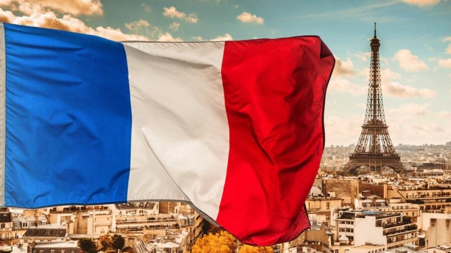 فرنسا تدين ضربات النظام وروسيا...