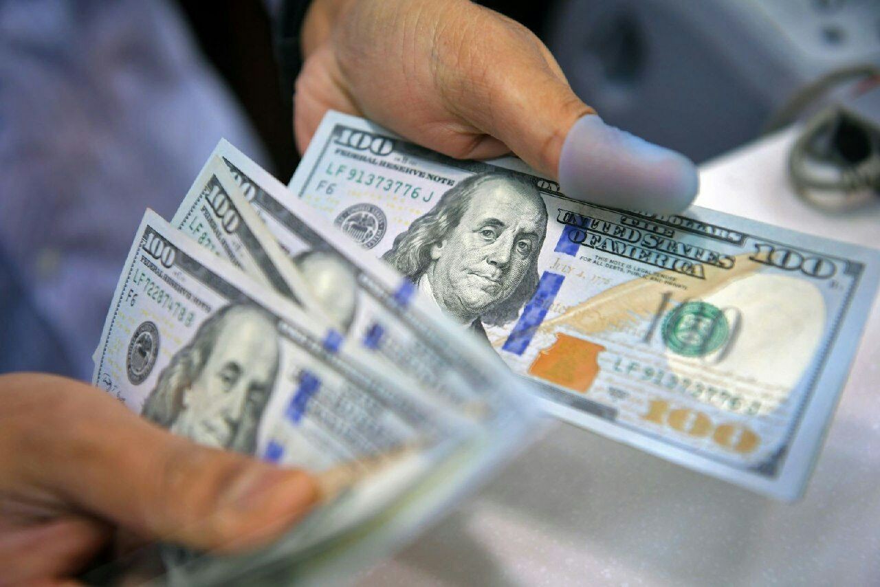 تراجع سعر صرف الليرة السورية أ...