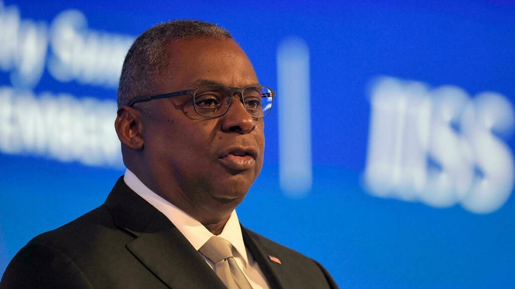 وزير الدفاع الأمريكي يأمر بإجر...