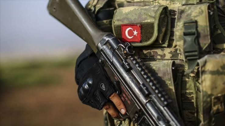 تركيا تعلن "تحييد" قياديا من "...