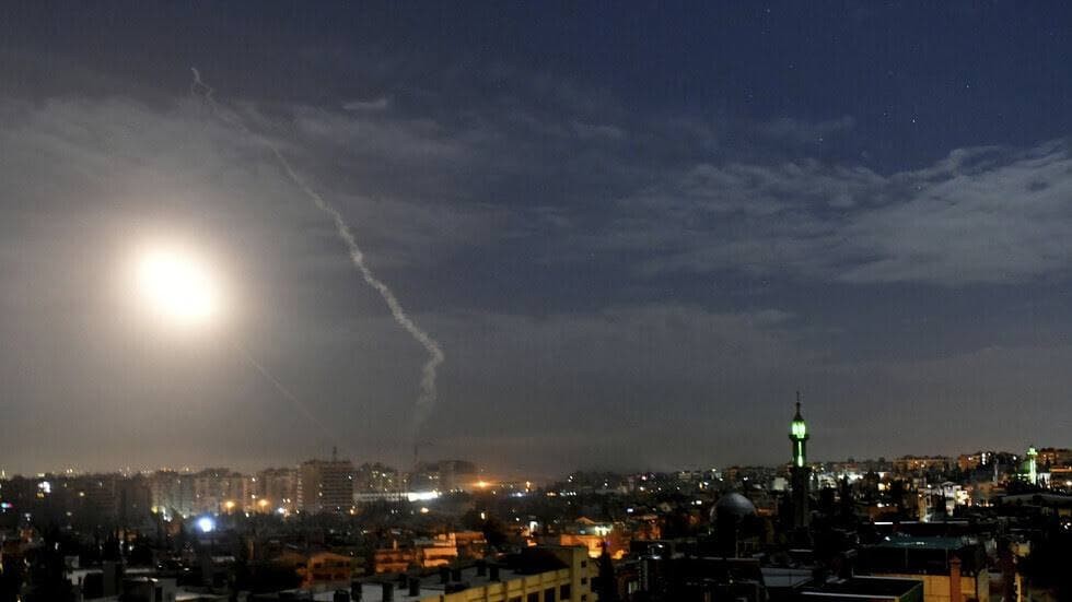 بعد وعيد "المقداد" لها.. إسرائ...